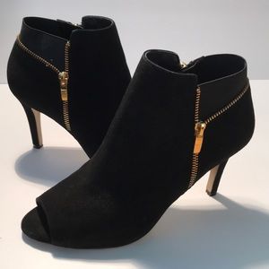 Marc Fisher Shoes - 🎉HOST PICK🎉 Marc Fisher Suede Heeled Boots Marc Fisher Shoes - 🎉HOST PICK🎉 Marc Fisher Suede Heeled Boots